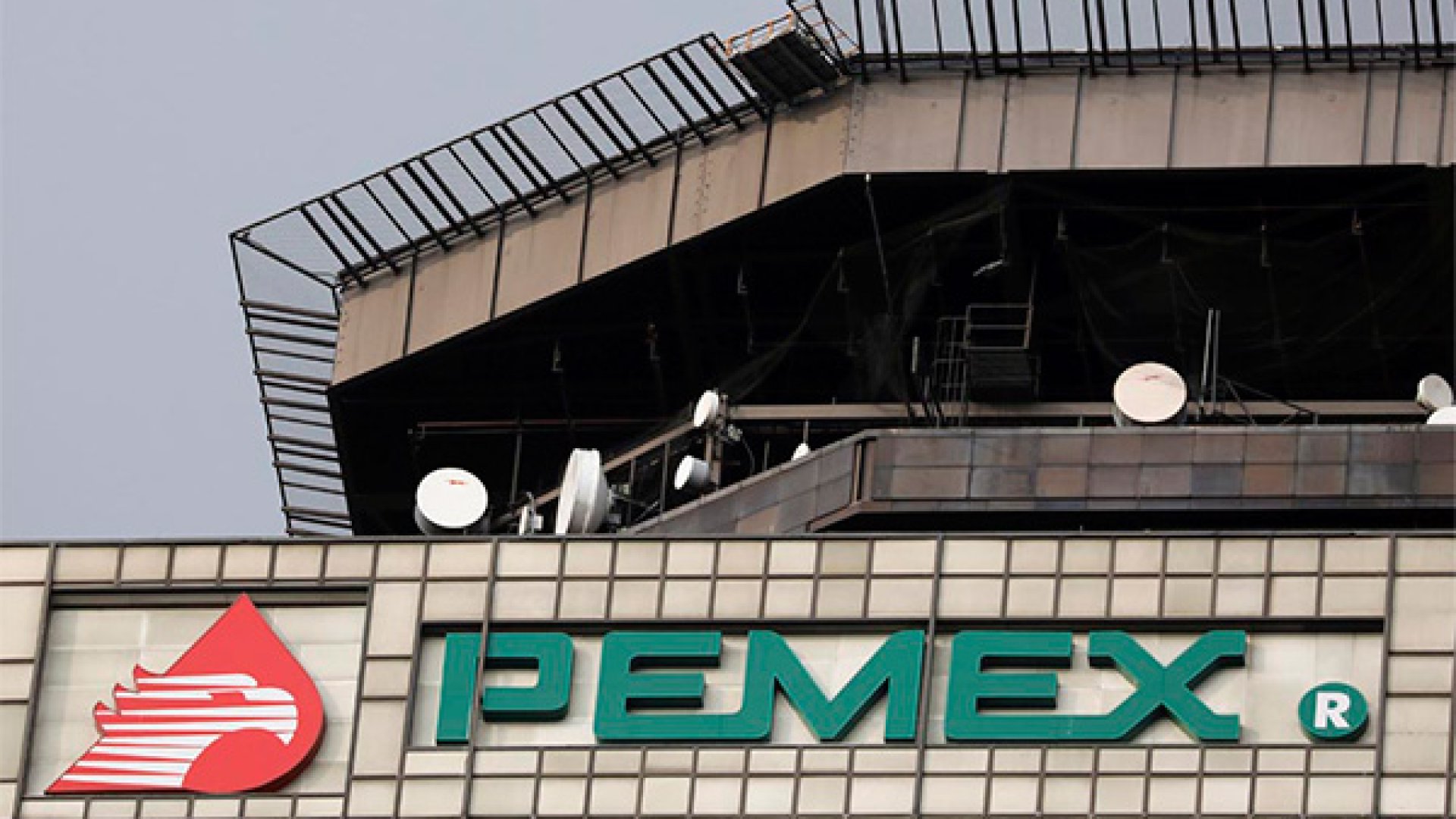 Envíos de combustibles a Cuba representan proporción “muy pequeña” de las ventas de Pemex: Rodríguez Padilla (WP 138164)